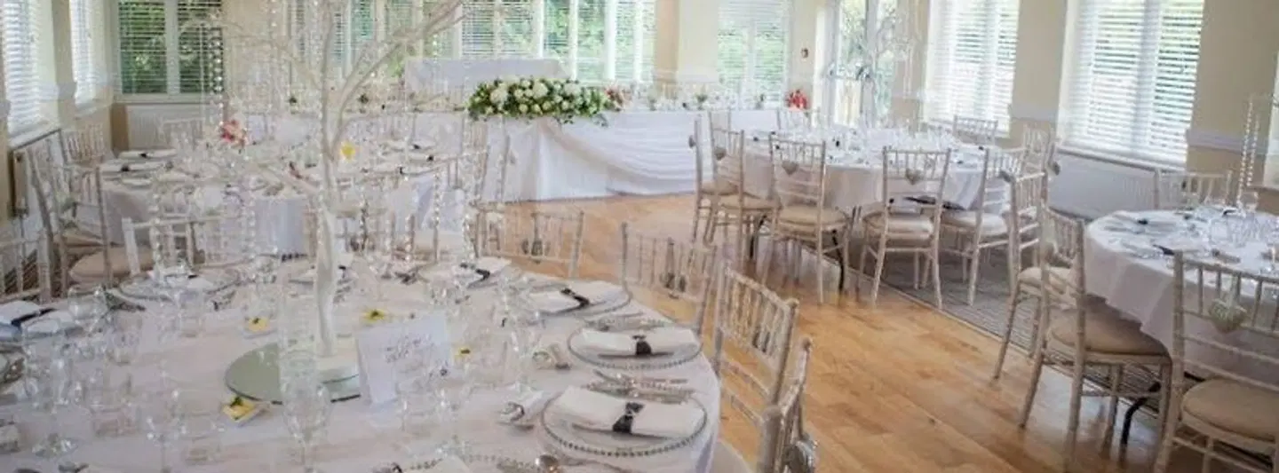 Healing Manor Hotel Restaurant
