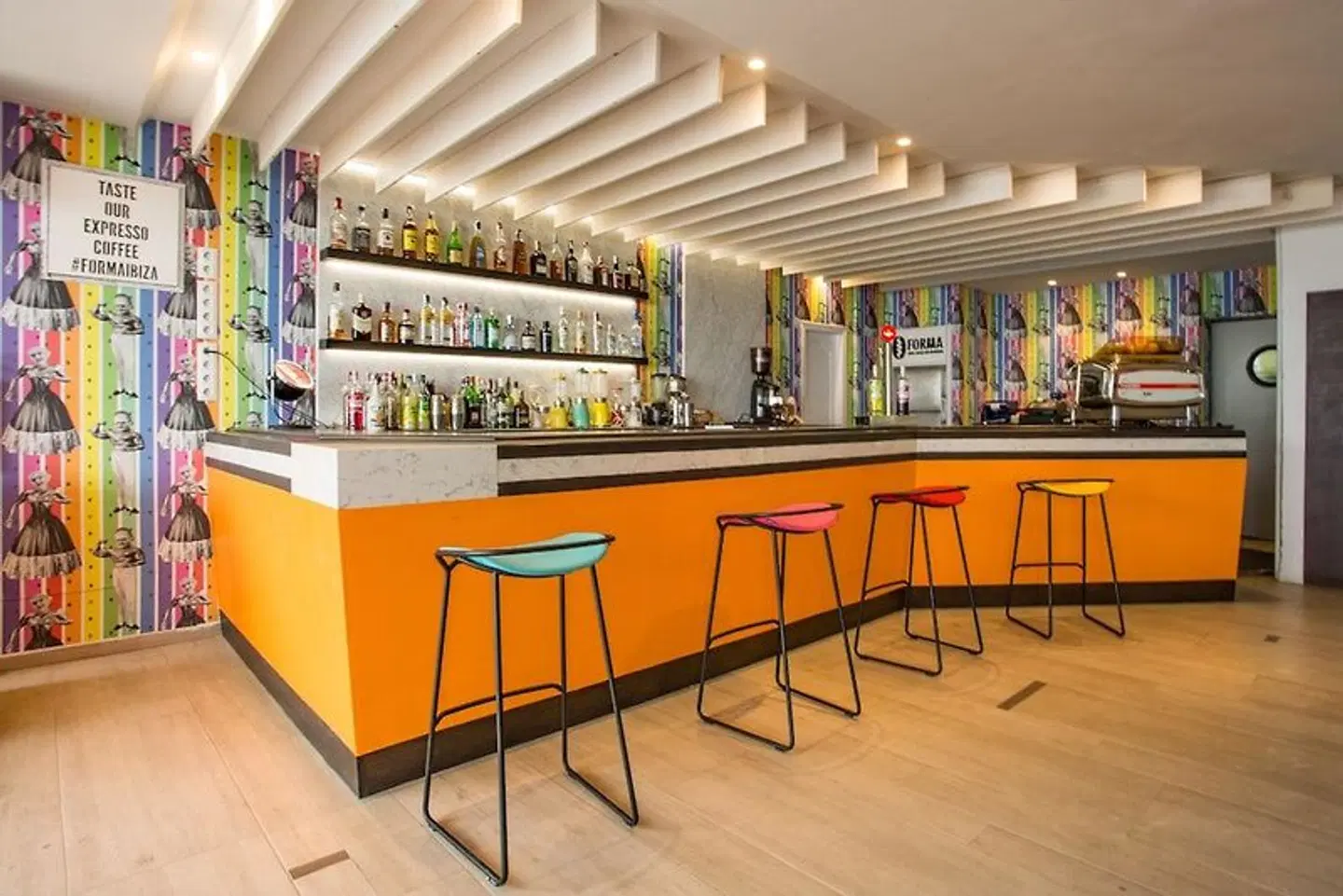 La Kiki Bar
