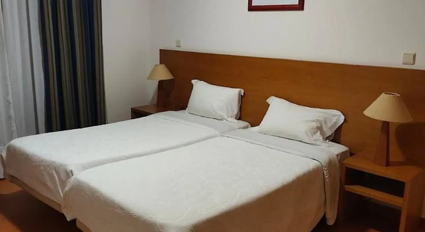 Apartamentos Turísticos Vila Praia ROOM_EXAMPLE