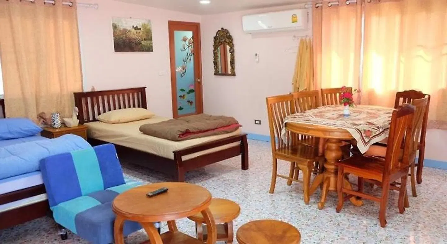 Baan Cha-lier Sook Bangsaray ROOM_EXAMPLE