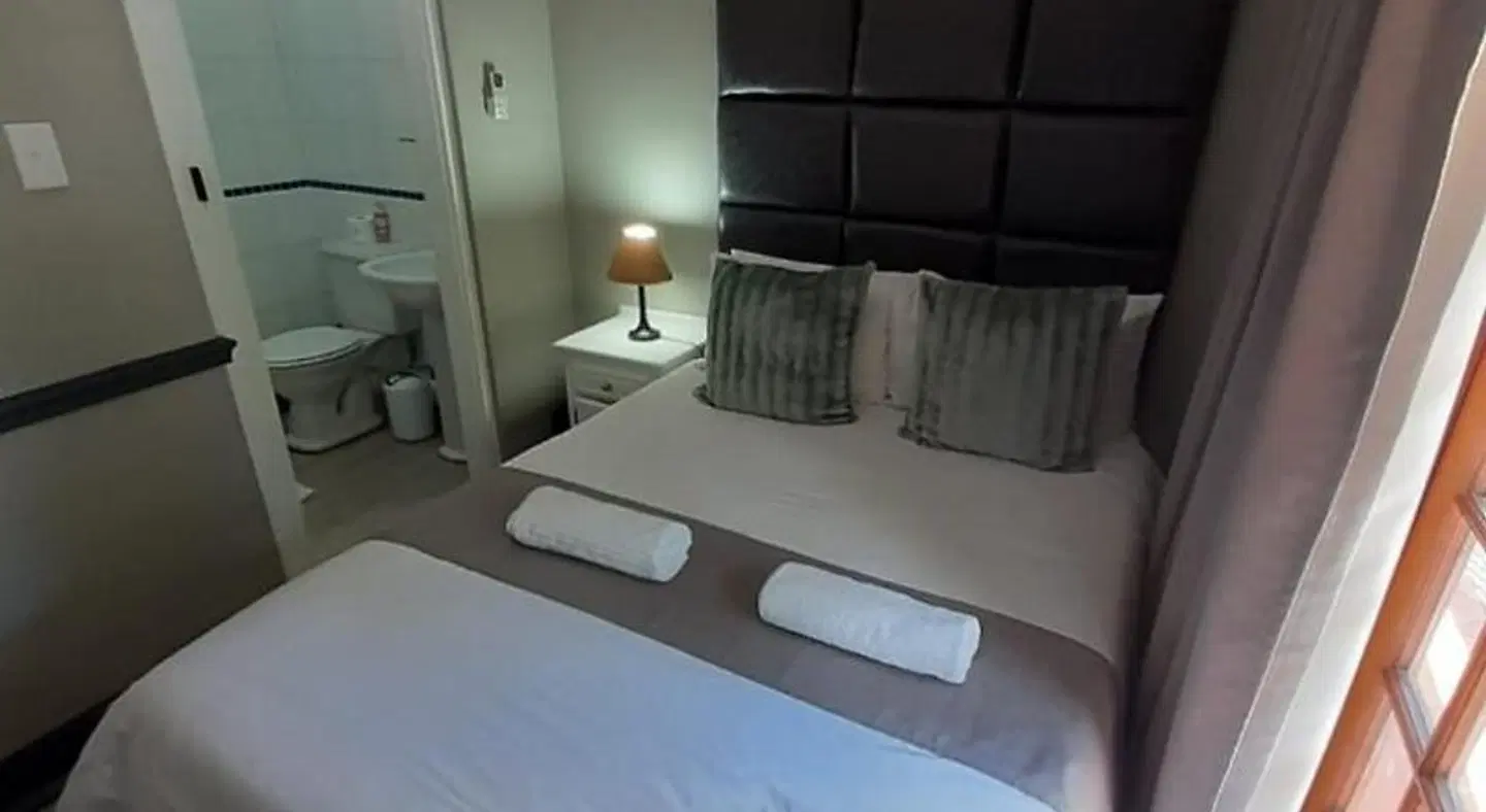 Oakwood Lodge ROOM_EXAMPLE