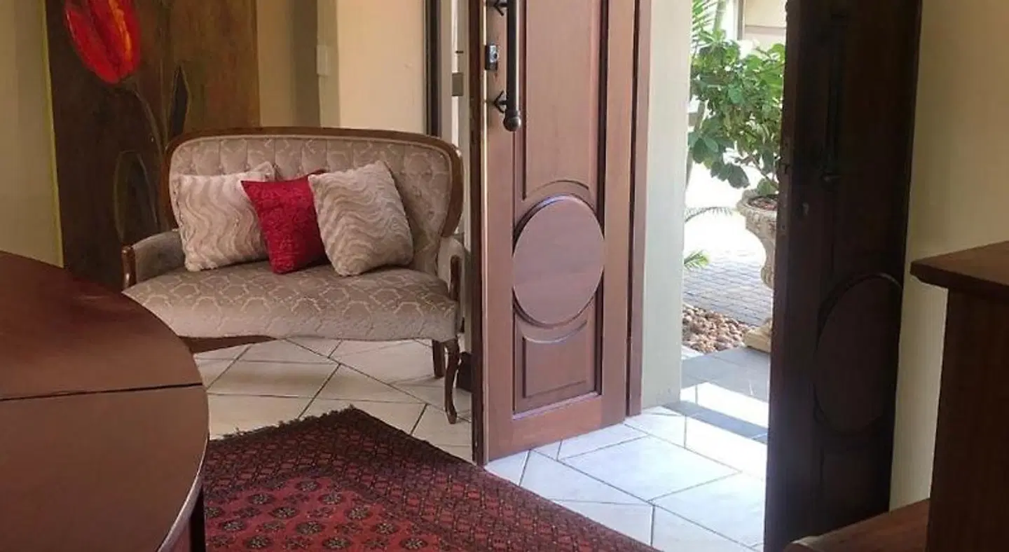 Casa Flora Guesthouse ROOM_EXAMPLE