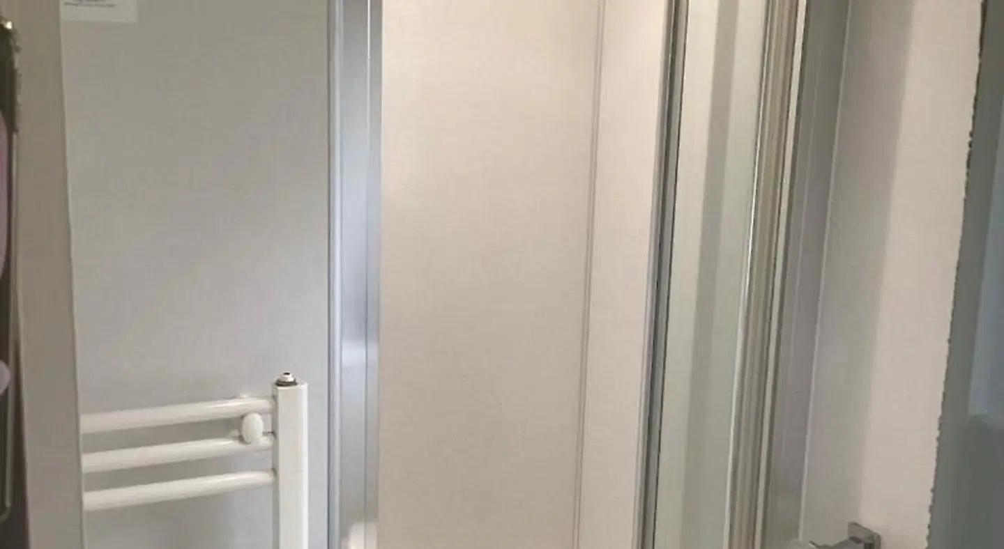 Furan GuestHouse Badezimmer