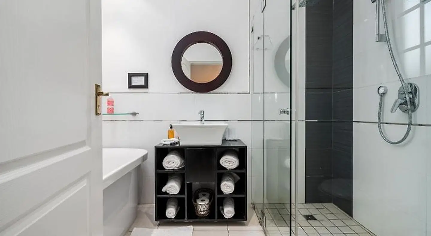 Millbury Guest House Badezimmer