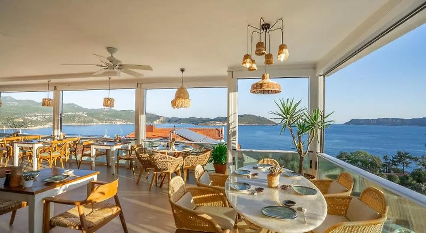 Hideaway Restaurant