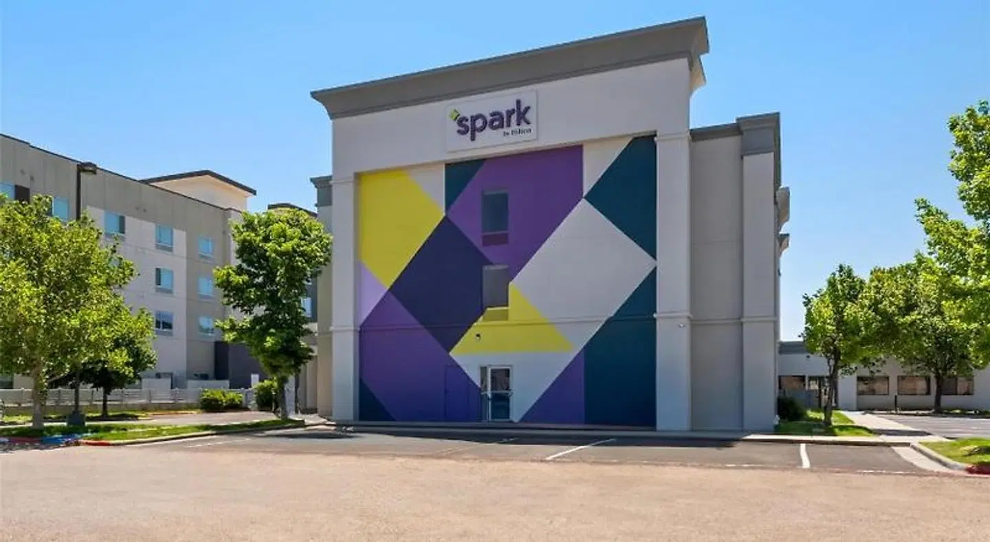 Spark by Hilton Amarillo West Medical Center EXTERIOR