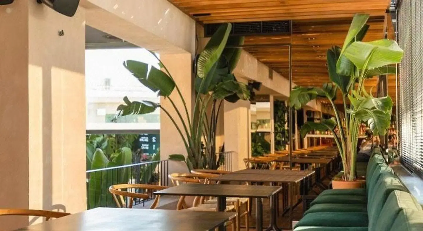 L'Avventura Athens Terrasse