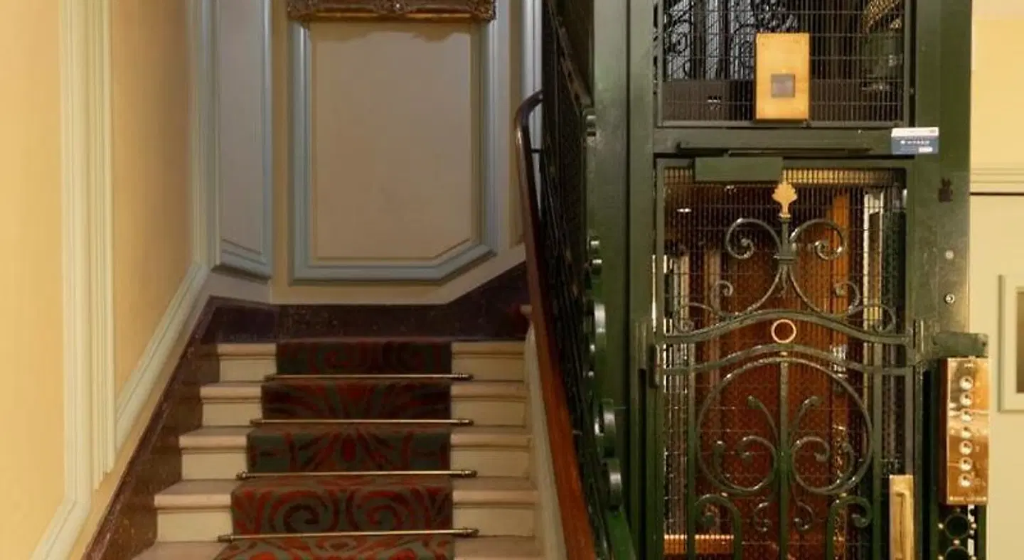 Langlois LOUNGE_LOBBY