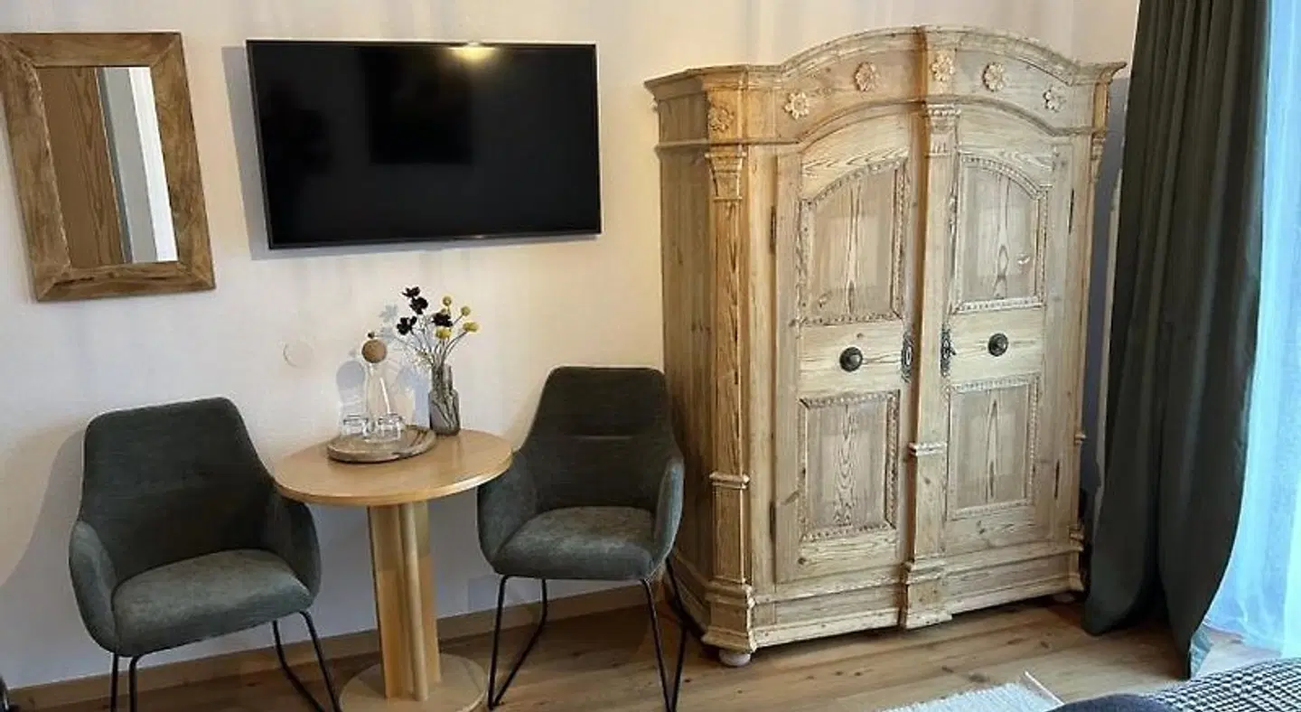Halali ROOM_EXAMPLE