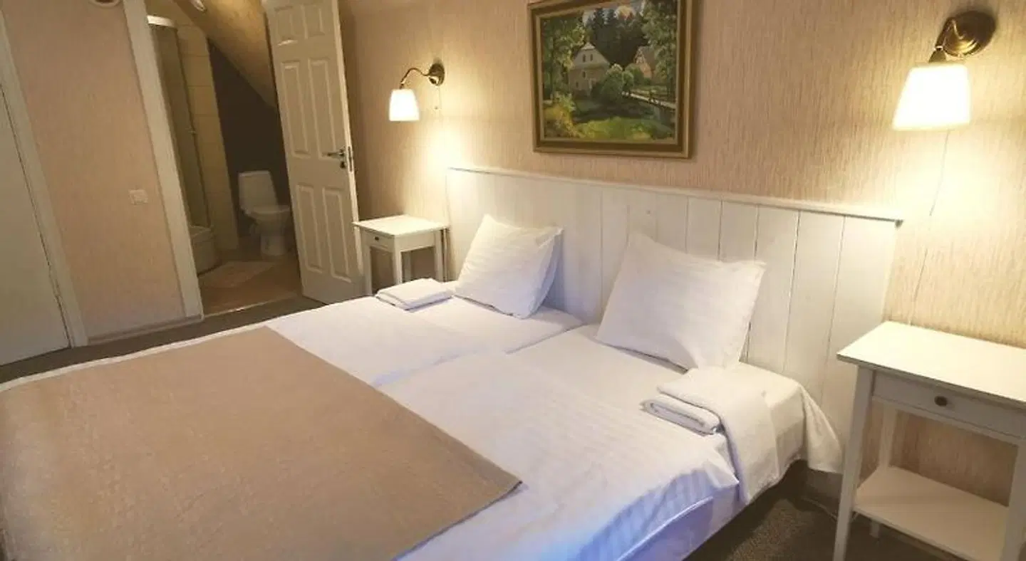 Viesu m'ja Spr'd'i ROOM_EXAMPLE