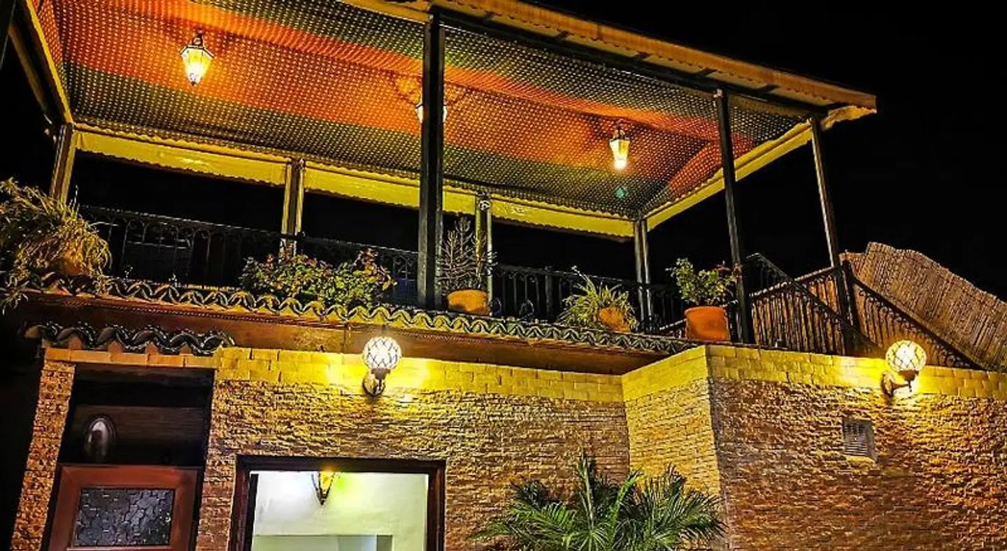 Riad Farah Bar