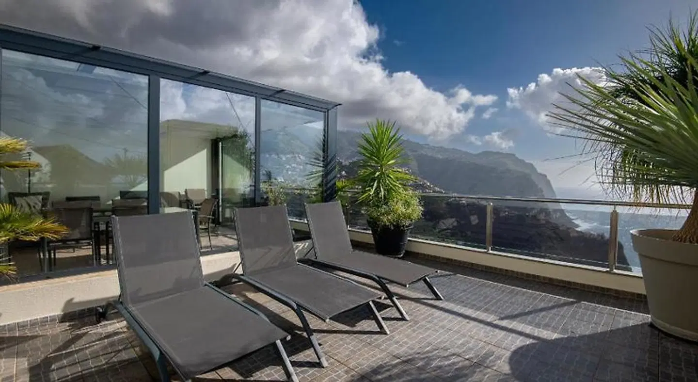 Guesthouse The View (Adults Only) Terrasse