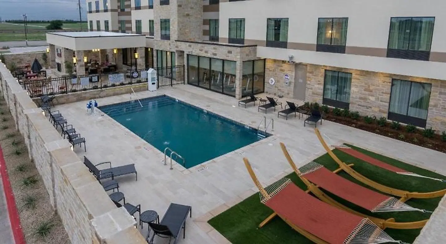 Fairfield Inn & Suites by Marriott Lubbock Southwest OUTDOOR_POOL