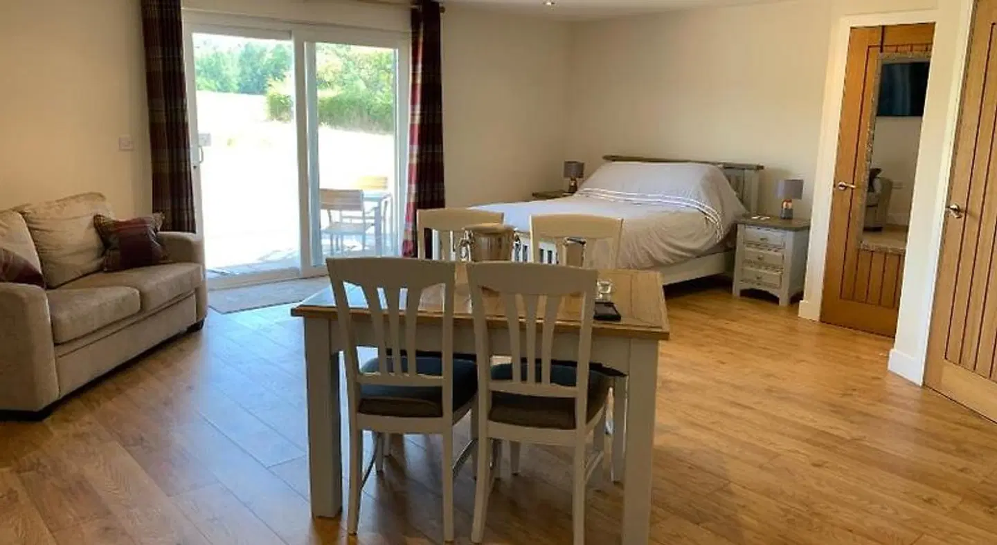 Plumptons Farm Holiday Lodges ROOM_EXAMPLE