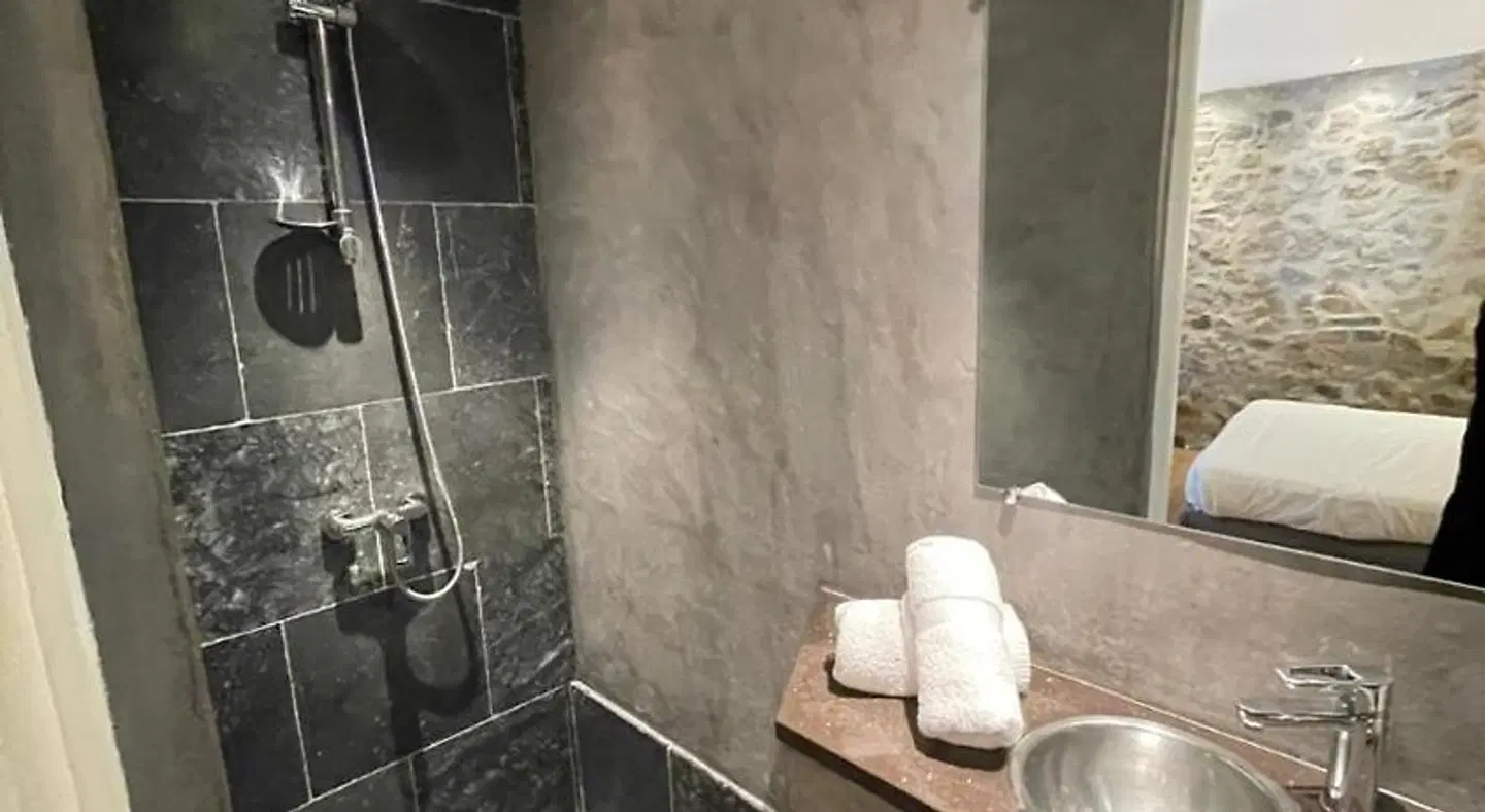 B Lodge Badezimmer