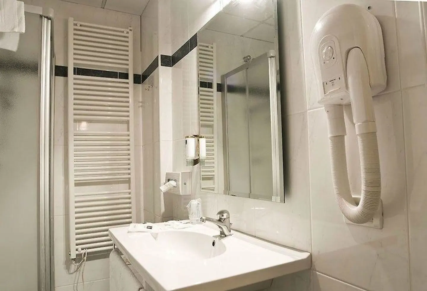 Cremona Hotels Impero Badezimmer