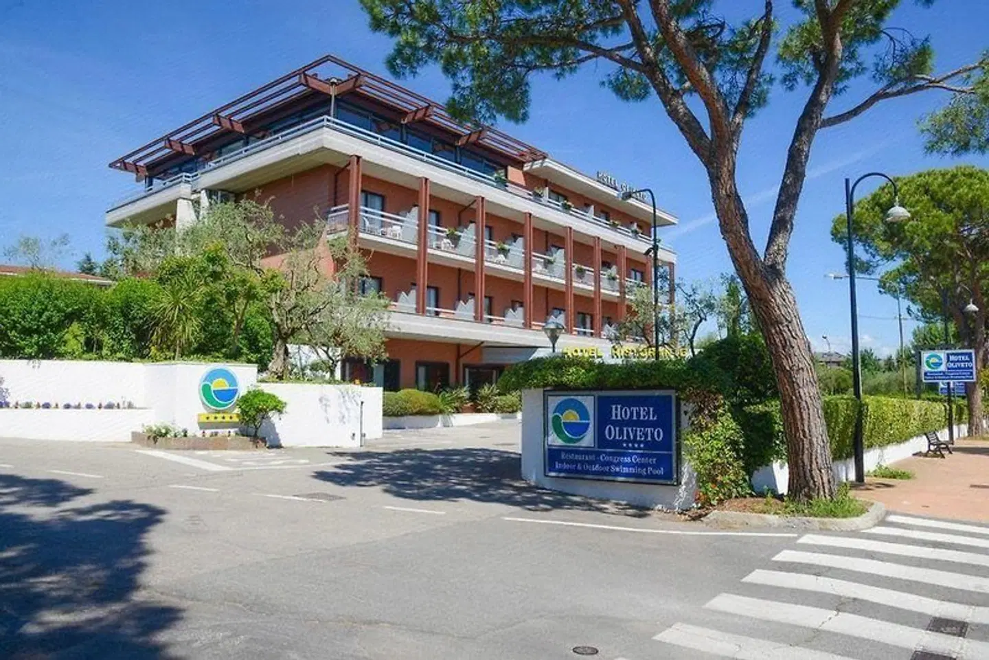 Hotel Oliveto EXTERIOR