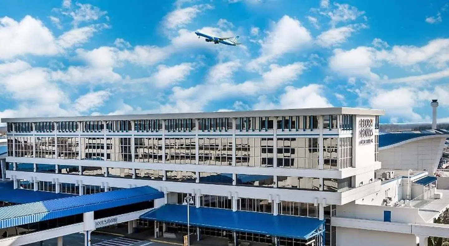 Four Points by Sheraton Huntsville Airport EXTERIOR