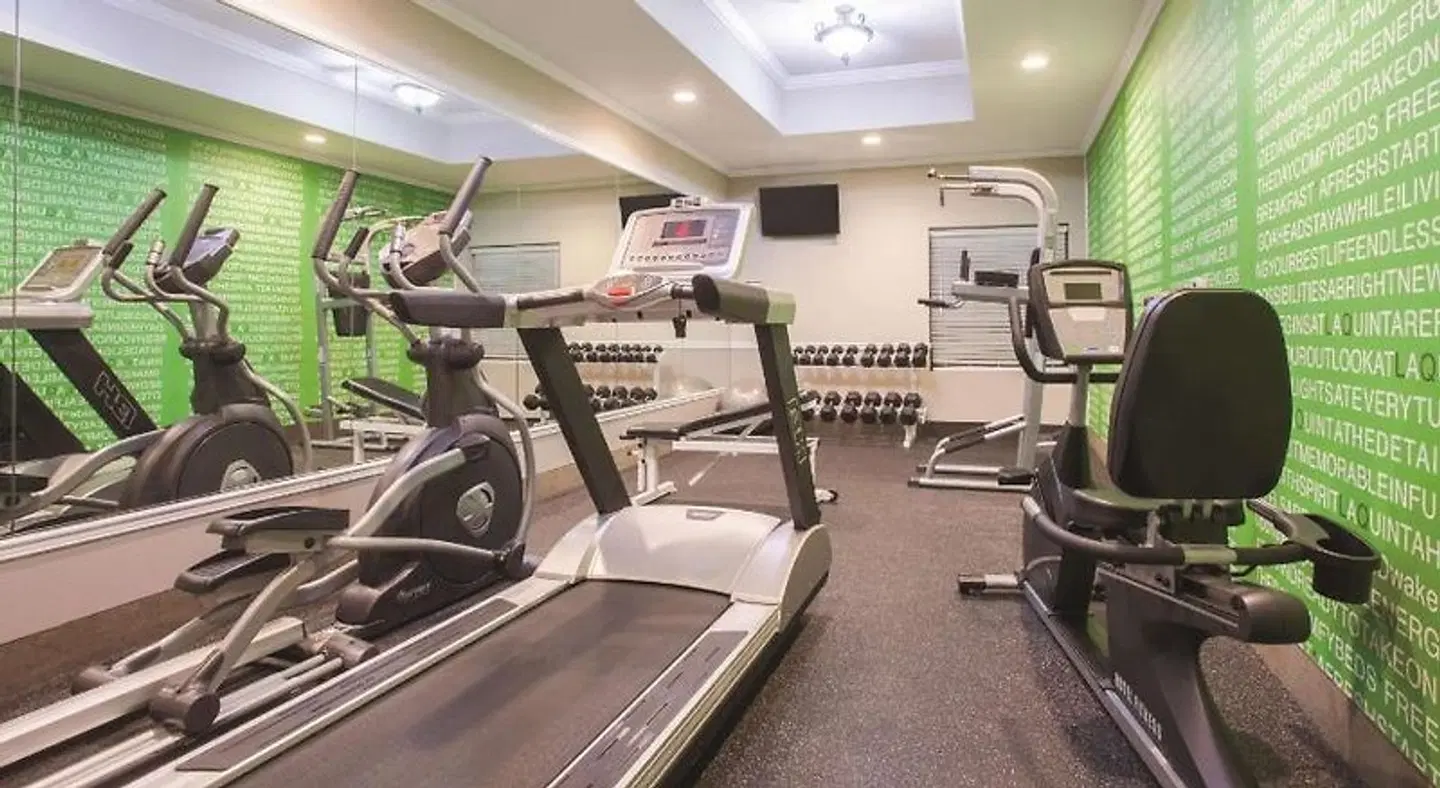 La Quinta Inn & Suites by Wyndham Fort Walton Beach SPORTS_AND_LEISURE