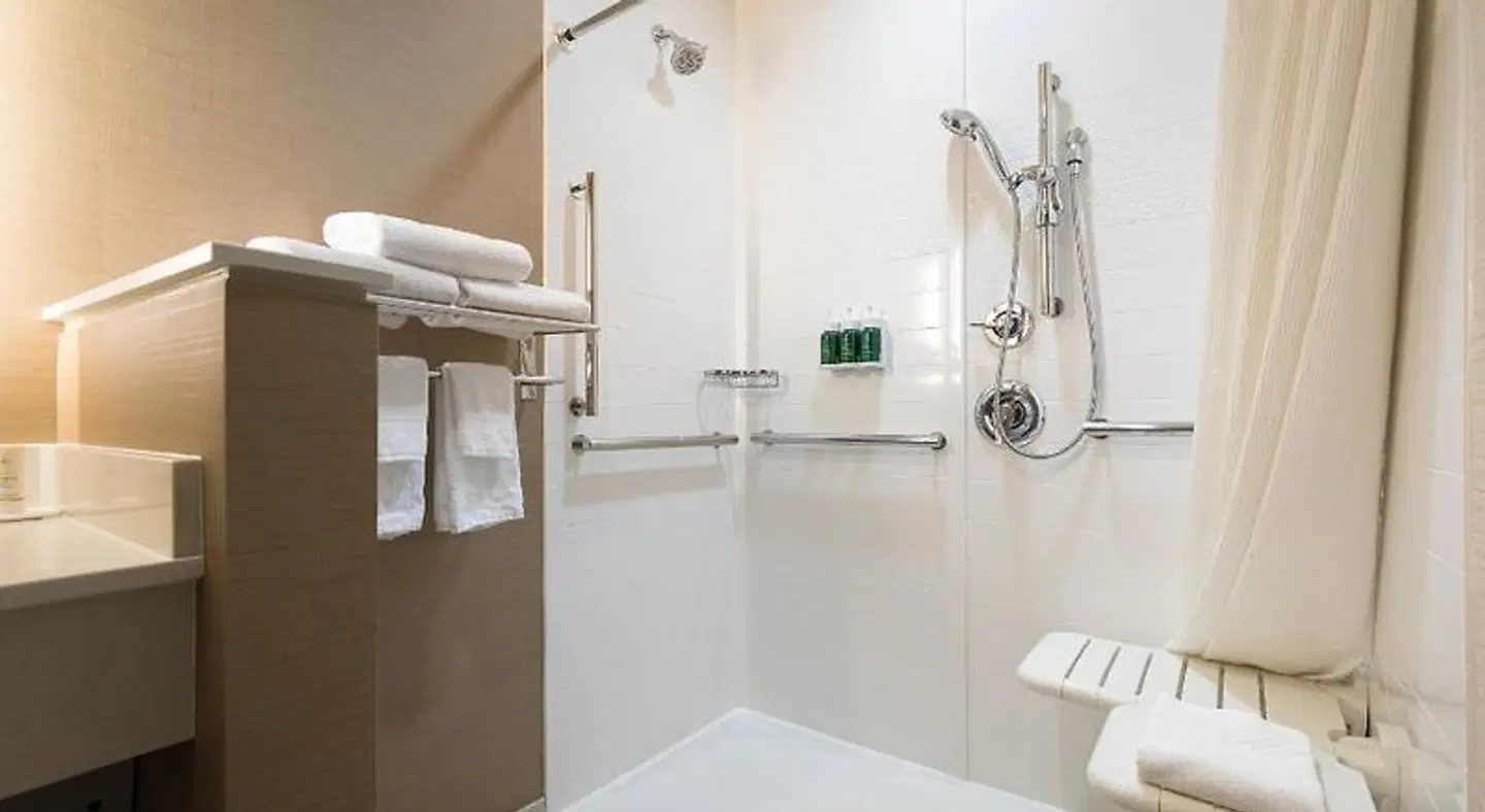 Fairfield by Marriott Inn & Suites Eugene East/Springfield Badezimmer