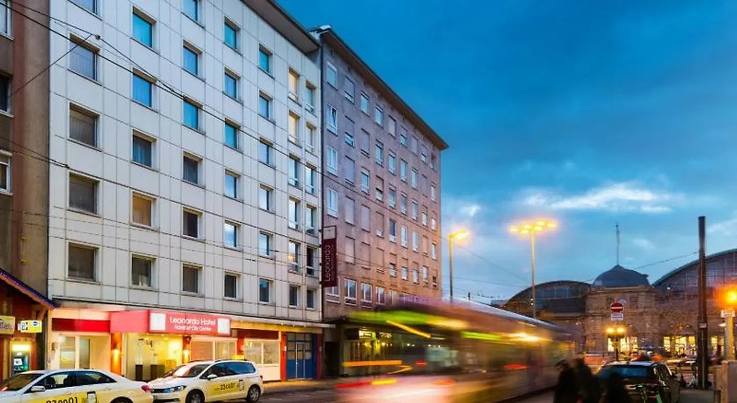 Leonardo Hotel Frankfurt City Center EXTERIOR