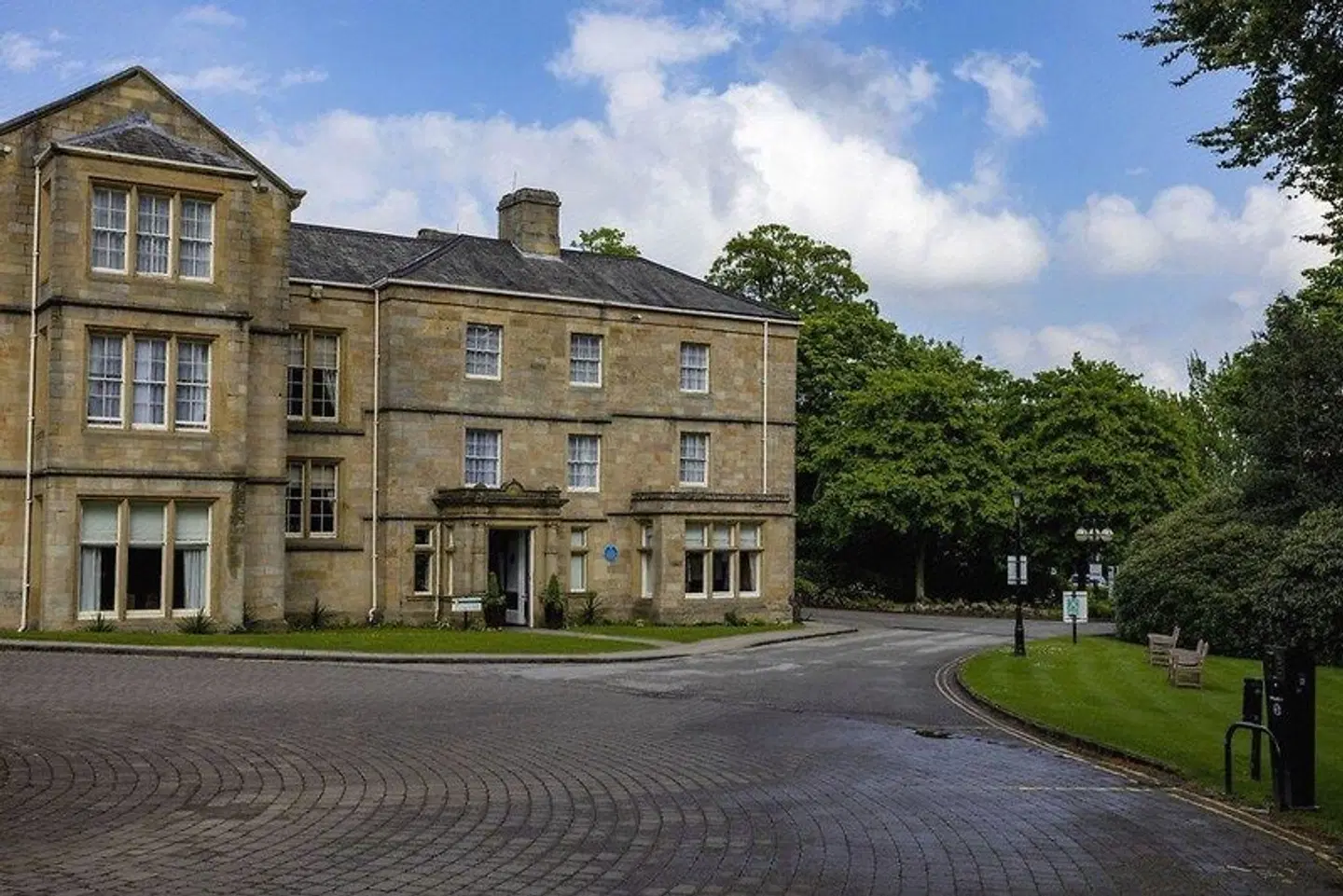 Weetwood Hall EXTERIOR