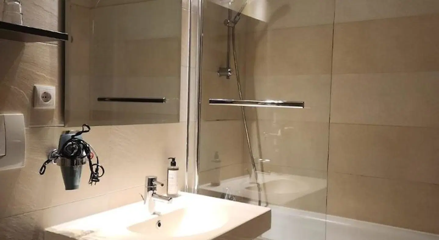 MAXHOTEL Lindau Badezimmer