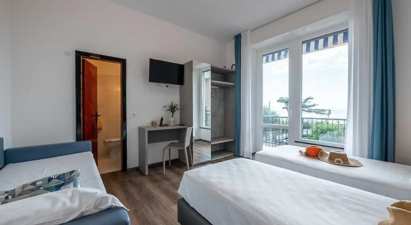Real Park Hotel ROOM_EXAMPLE