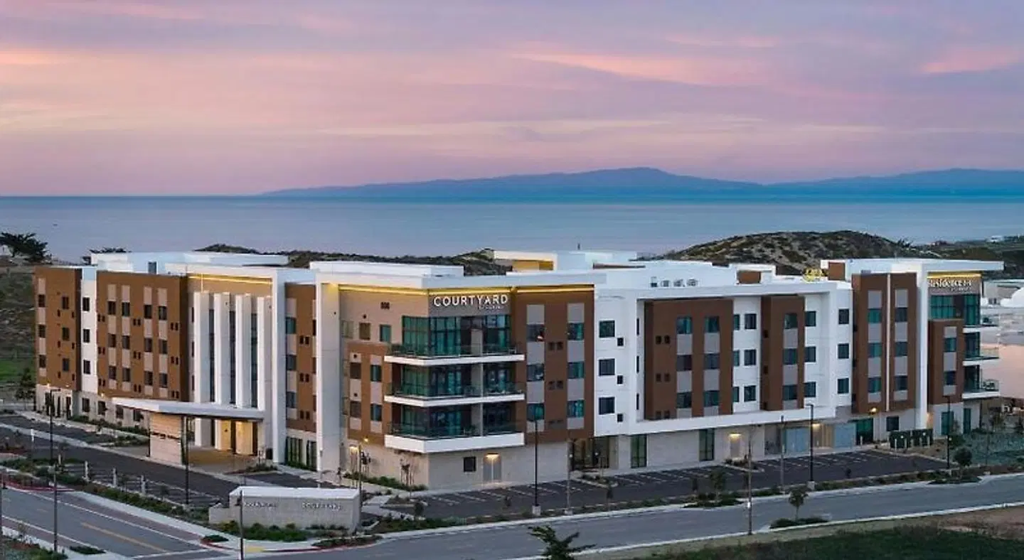Courtyard by Marriott Sand City Monterey EXTERIOR