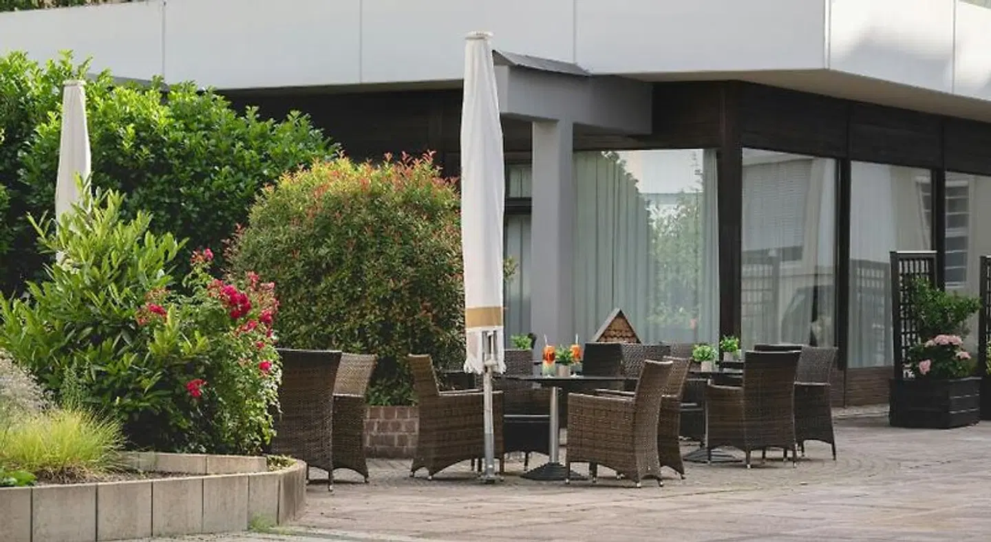 Leonardo Hotel Heidelberg City Center Terrasse