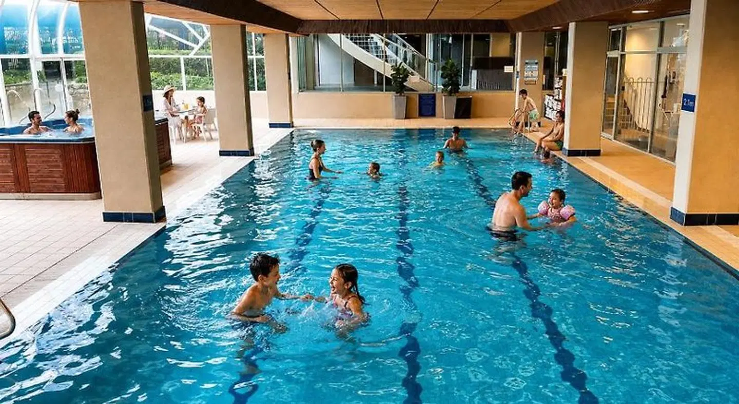 Rydges Canberra Hallenbad