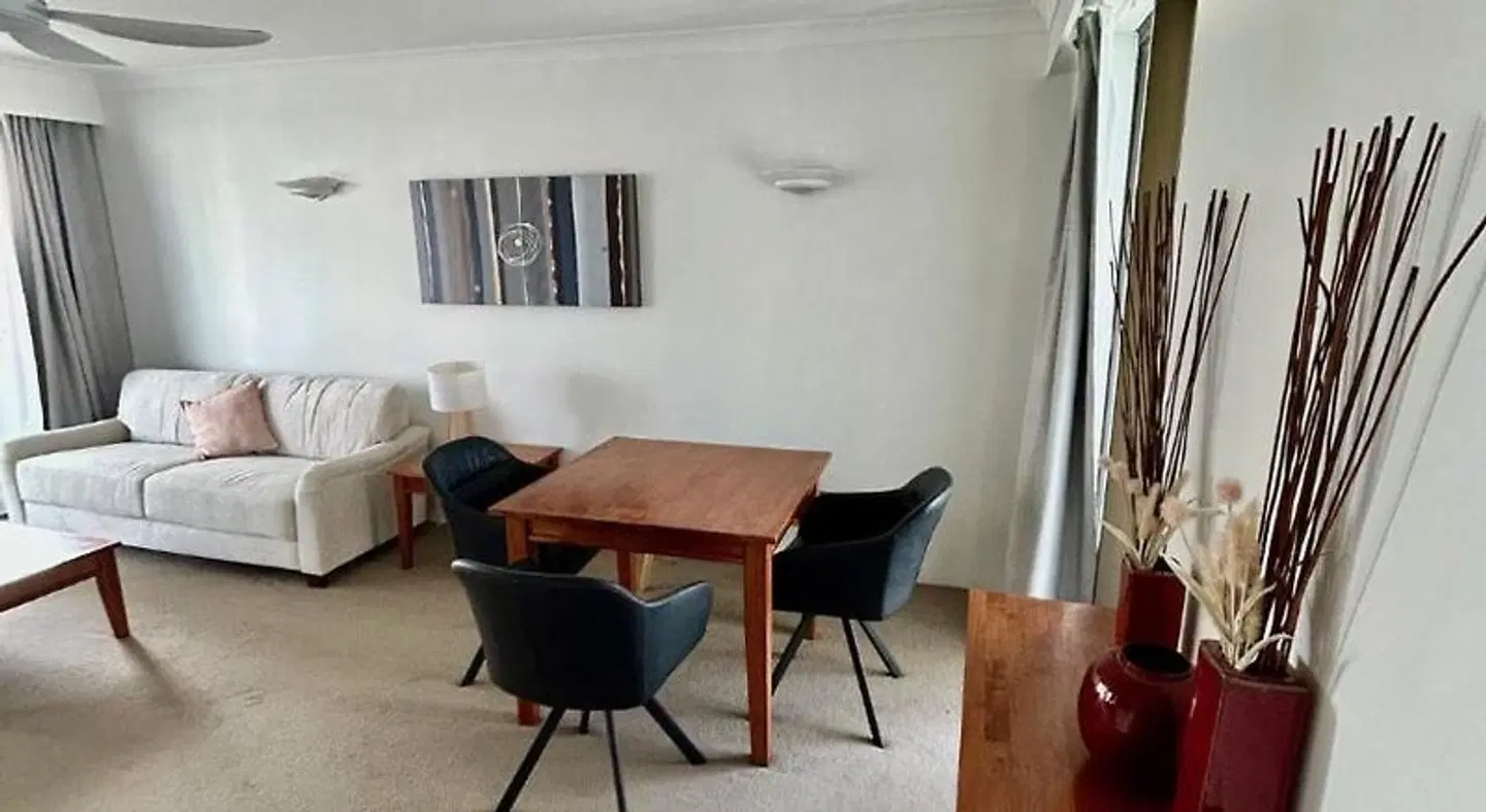 Broadbeach Pacific Resort ROOM_EXAMPLE
