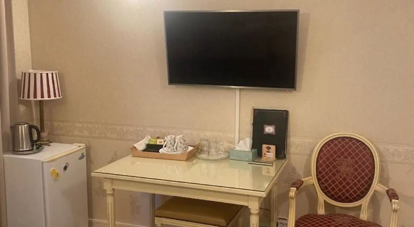 Parus ROOM_EXAMPLE