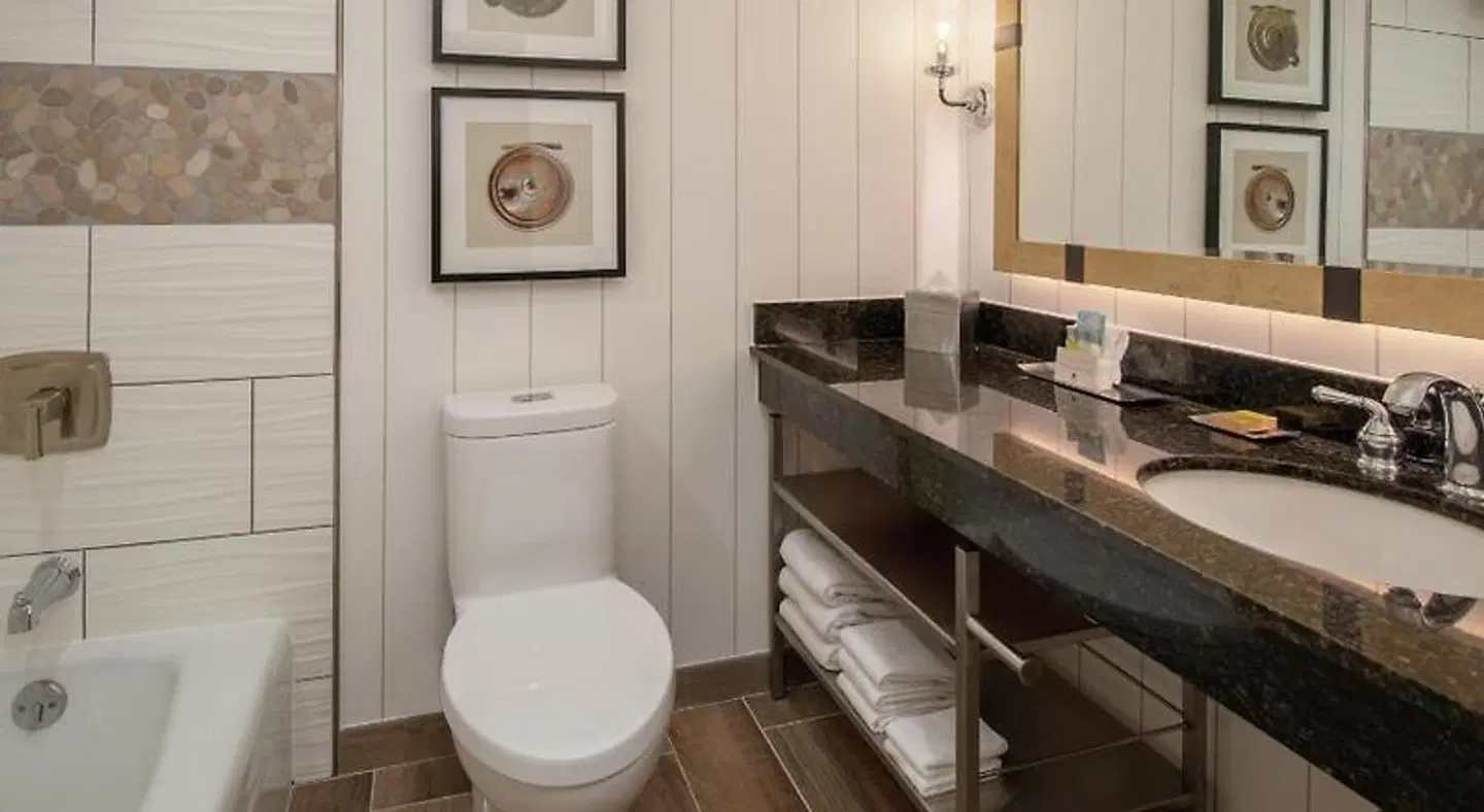 DoubleTree by Hilton Missoula Edgewater Badezimmer