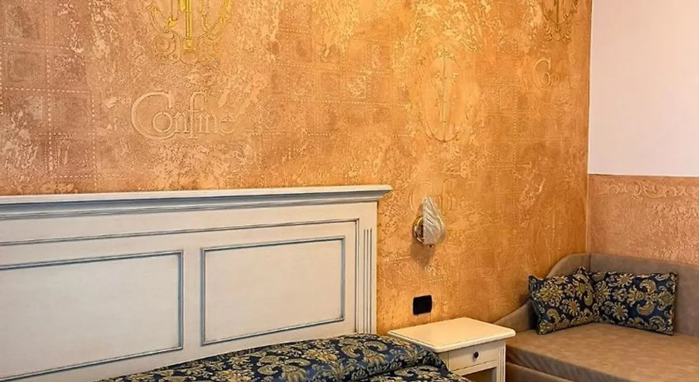 Confine ROOM_EXAMPLE
