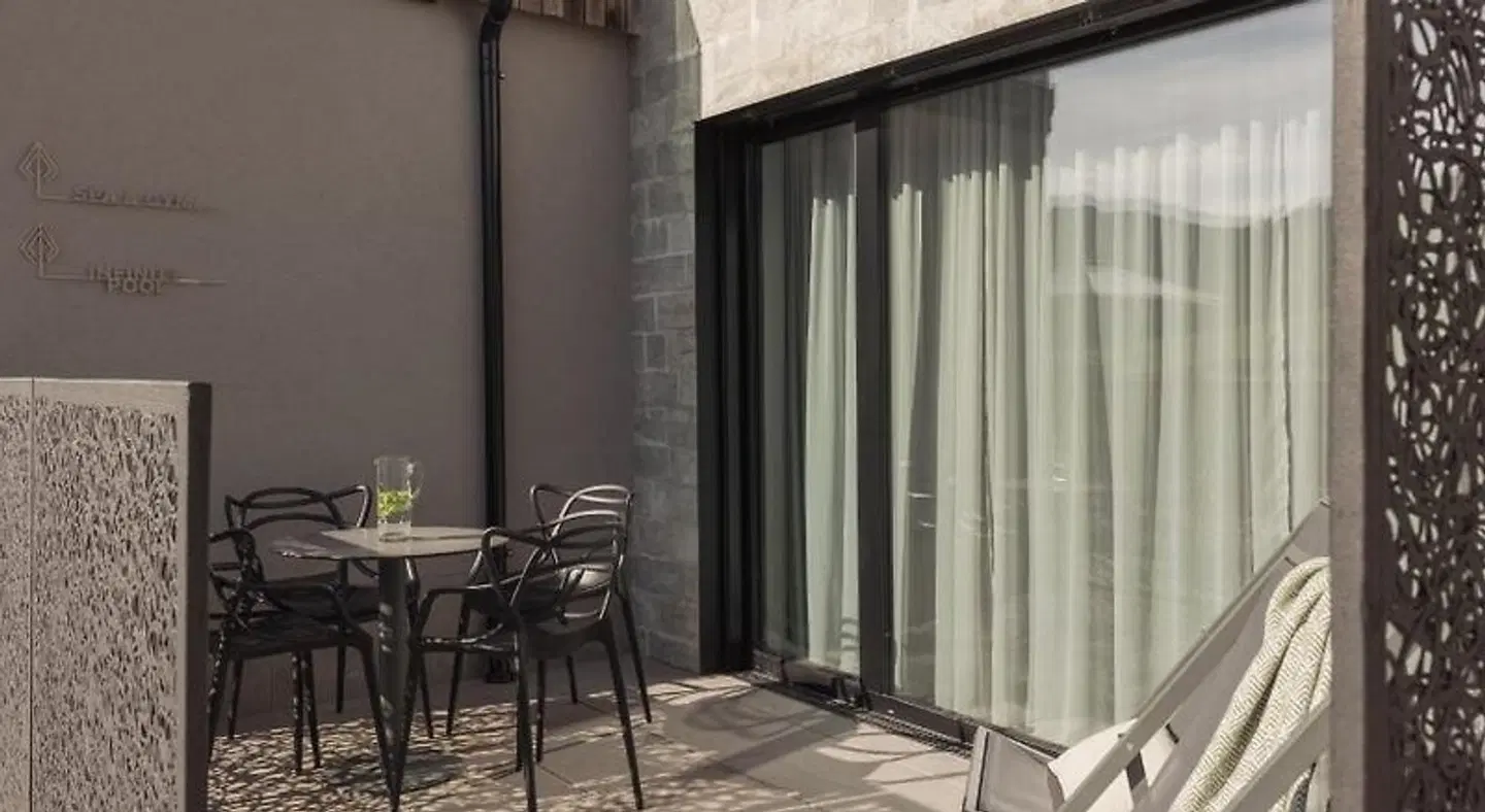 GOING TRIPLE A apartments EAST Terrasse