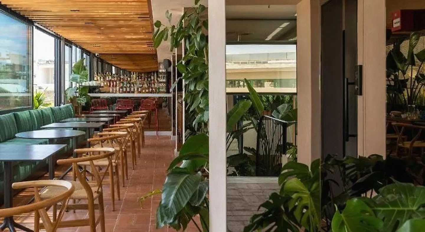 L'Avventura Athens Bar