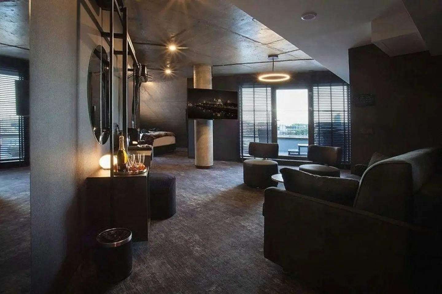 The Loft Hotel Adults Only LOUNGE_LOBBY