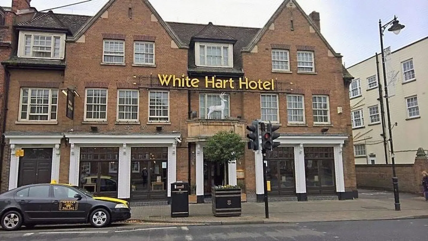 White Hart Newmarket by Marstons Inns EXTERIOR