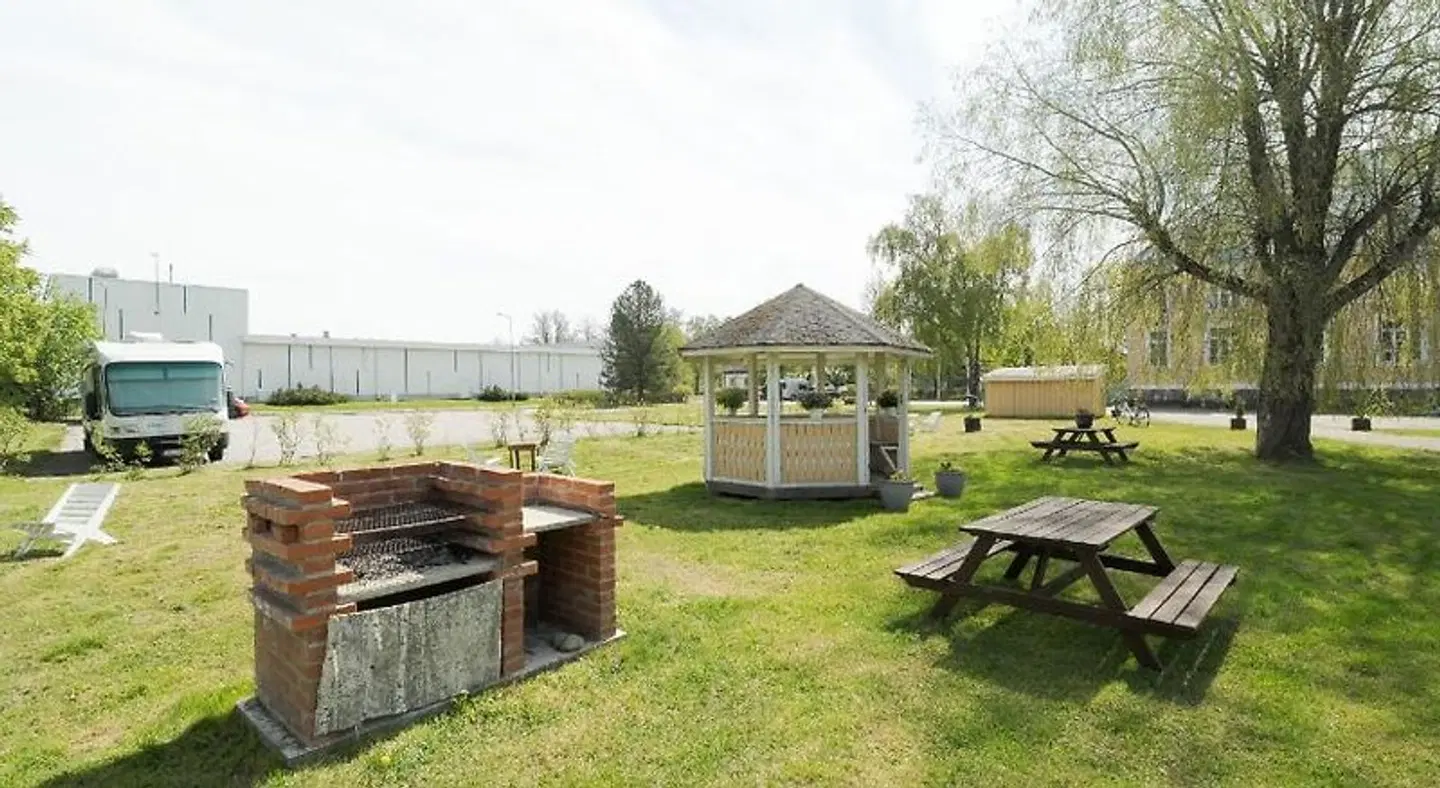 FolkiaCenter Gasthem - Vieraskoti - Guesthouse Garten