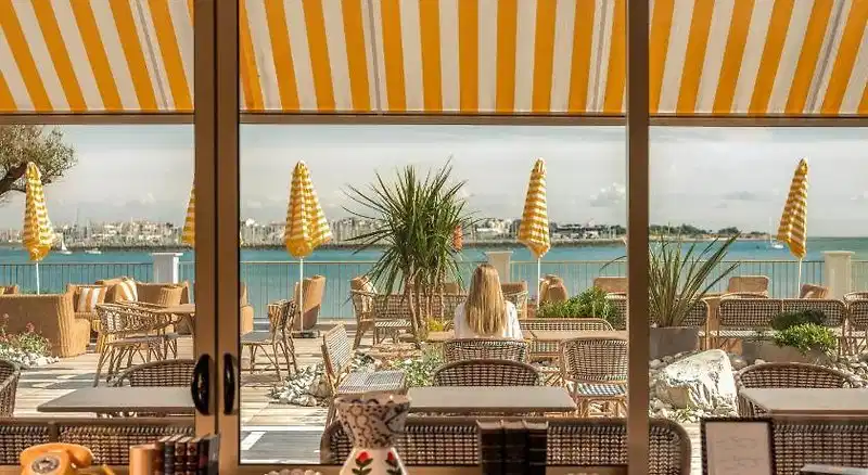 Les Brises – Hotelfoto