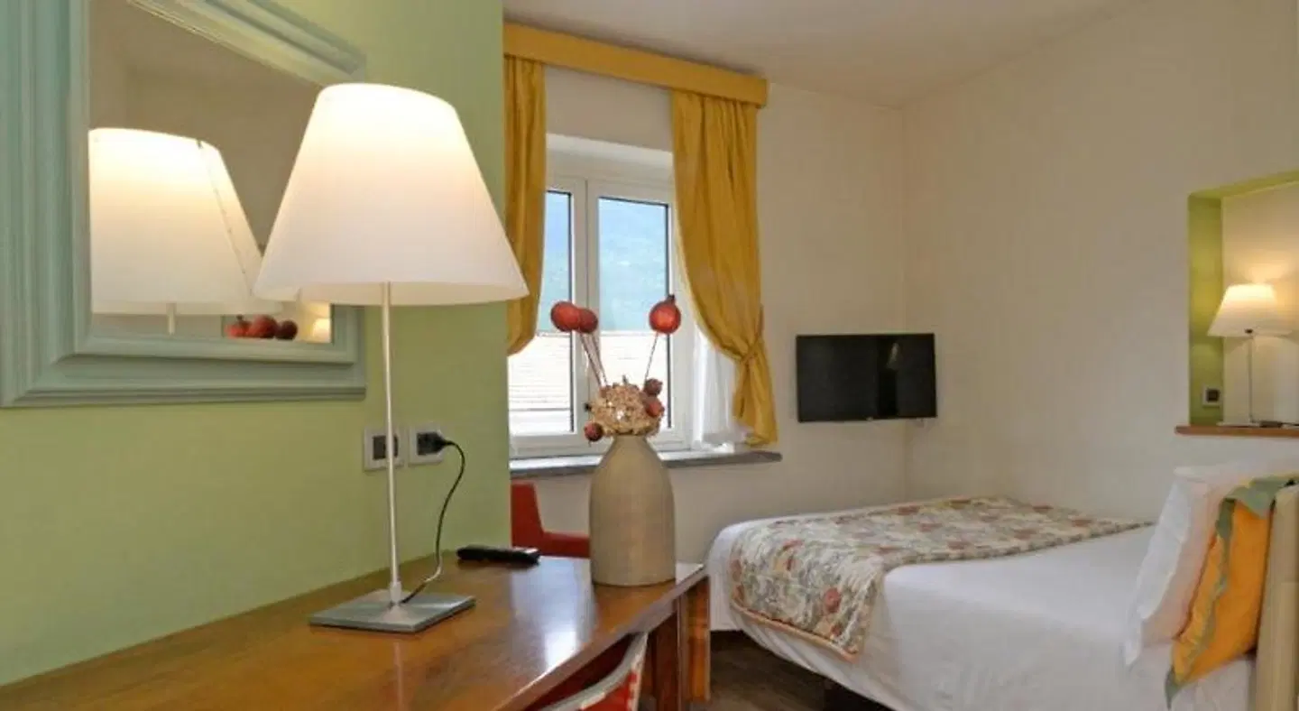 Bijou ROOM_EXAMPLE
