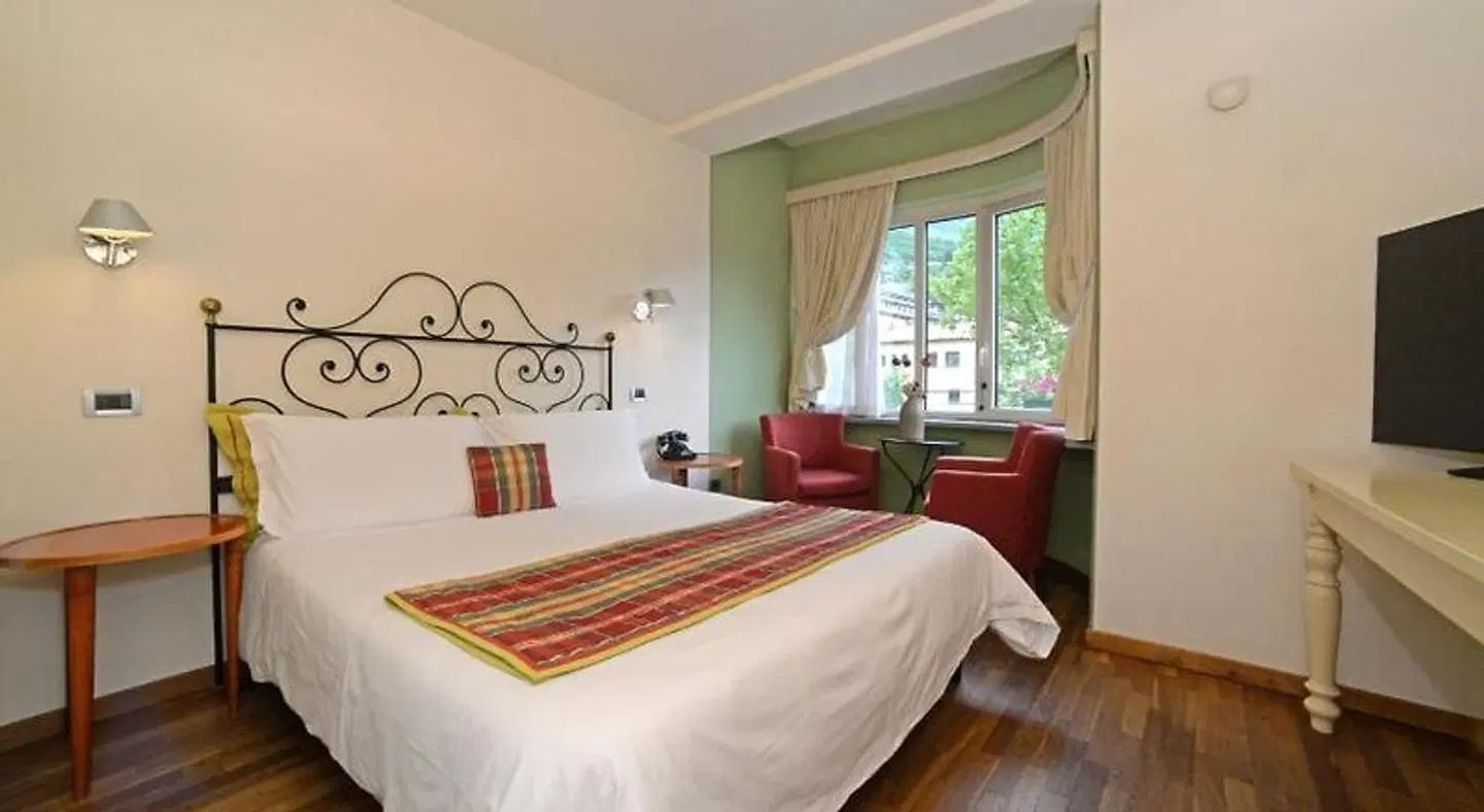 Bijou ROOM_EXAMPLE