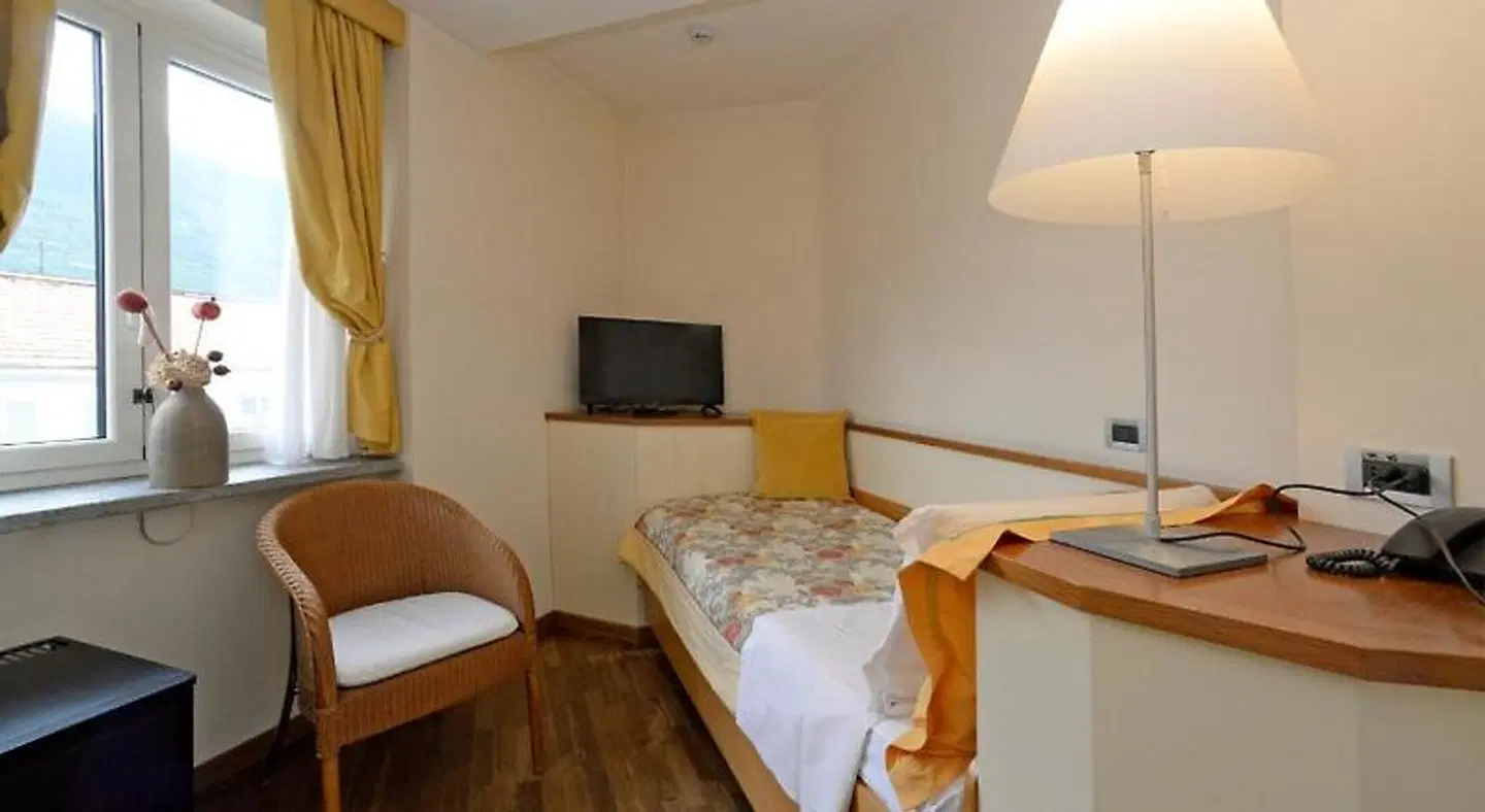 Bijou ROOM_EXAMPLE