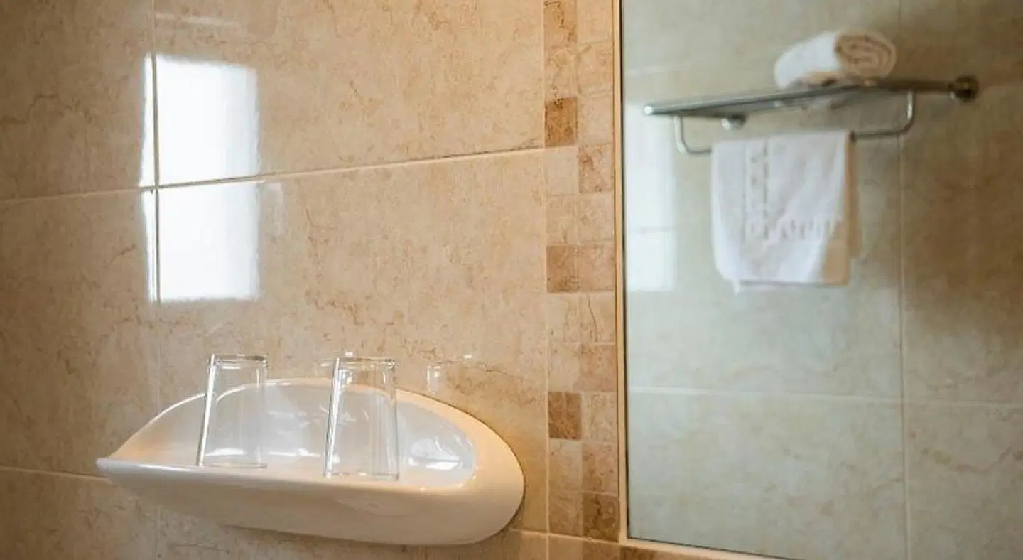 Mar y Huerta Hostal Badezimmer