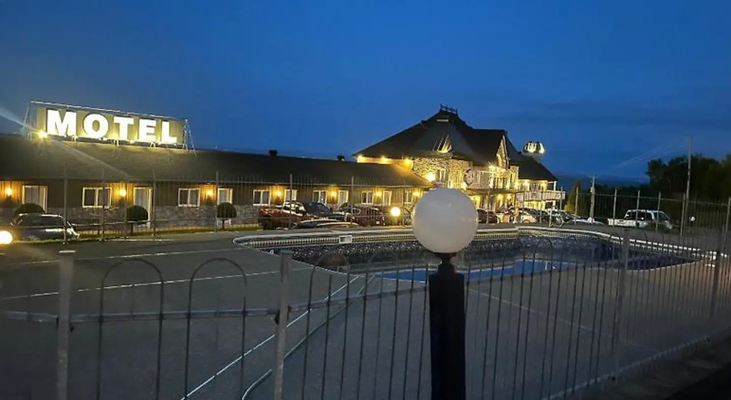 Motel Vue Belvédère EXTERIOR