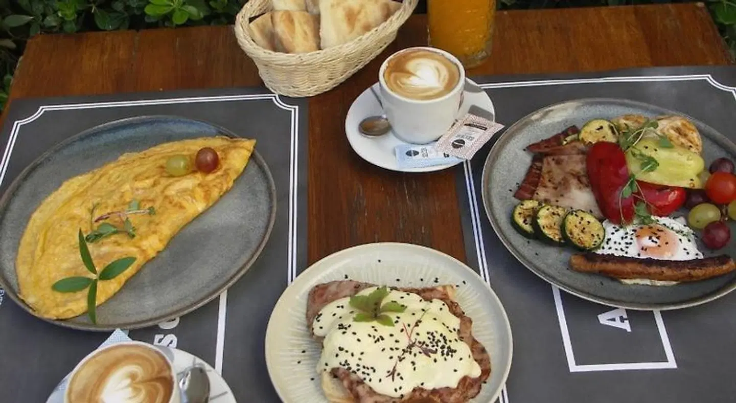 Aspalathos Residence Restaurant