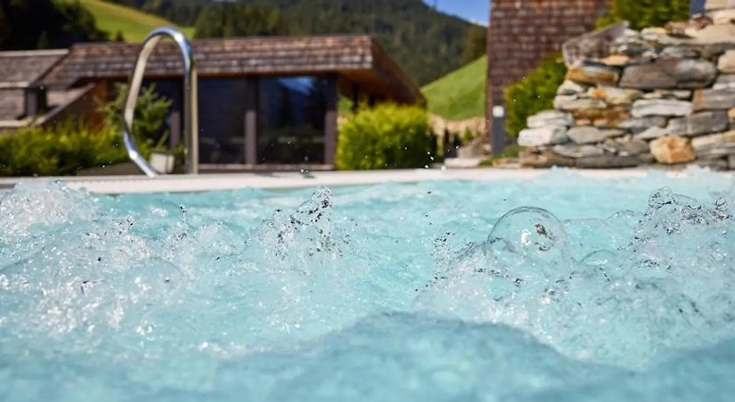 Tenne Lodges OUTDOOR_POOL