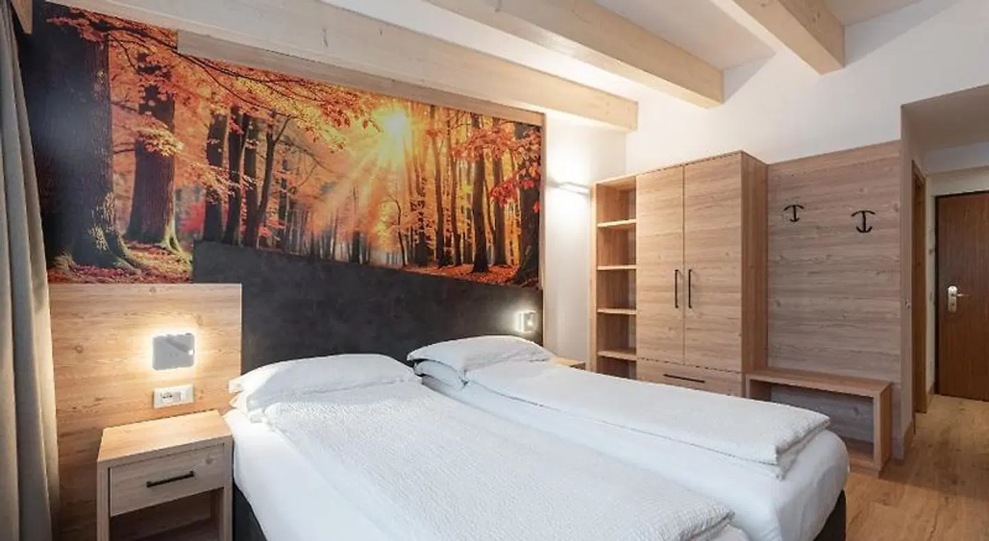 Alpen ROOM_EXAMPLE