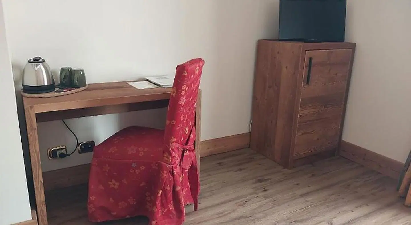 Cristallo ROOM_EXAMPLE